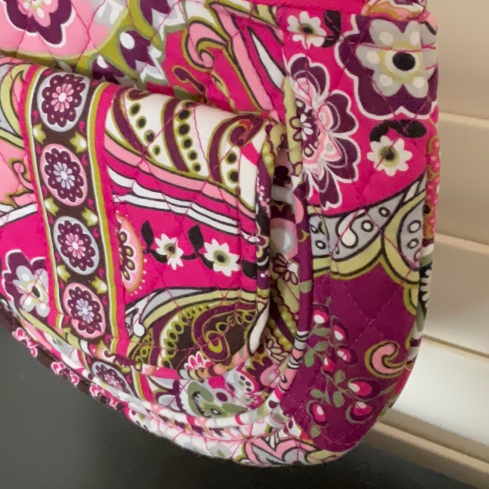 Vintage Vera Bradley Retired Very Berry Paisley Crossbody Bag NWOT - Picture 8 of 15